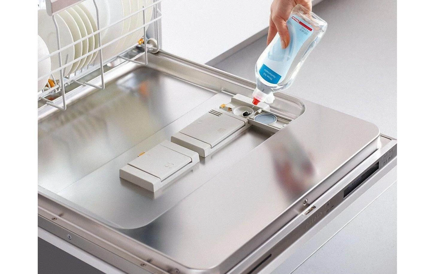 Miele Produit De Rinçage GS RA 503 L, 500 Ml - Liquide Vaisselle Pour Machine 4 Miele Produit De Rinçage GS RA 503 L, 500 Ml - Liquide Vaisselle Pour Machine – Image 2
